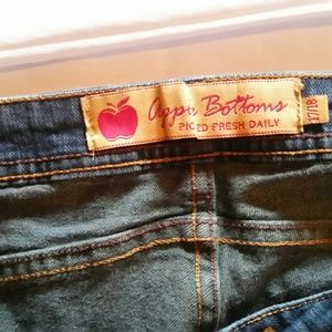 Ladies apple bottom jeans size 17/18